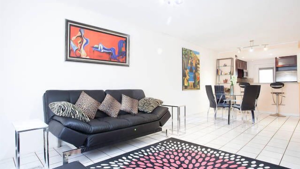Photo of Livingroom in Key Biscayne