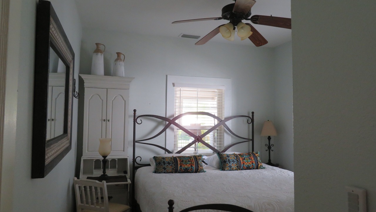 Photo of Bedroom in Historic Old Northeast