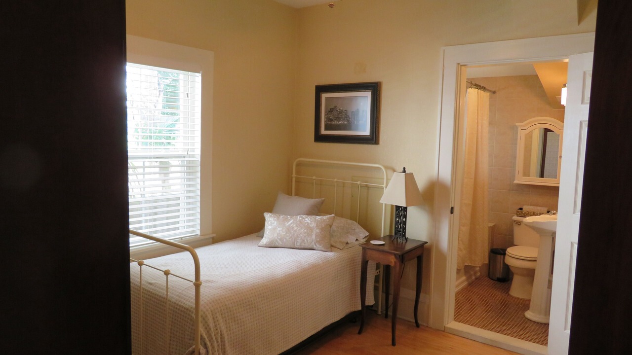 Photo of Bedroom in Historic Old Northeast