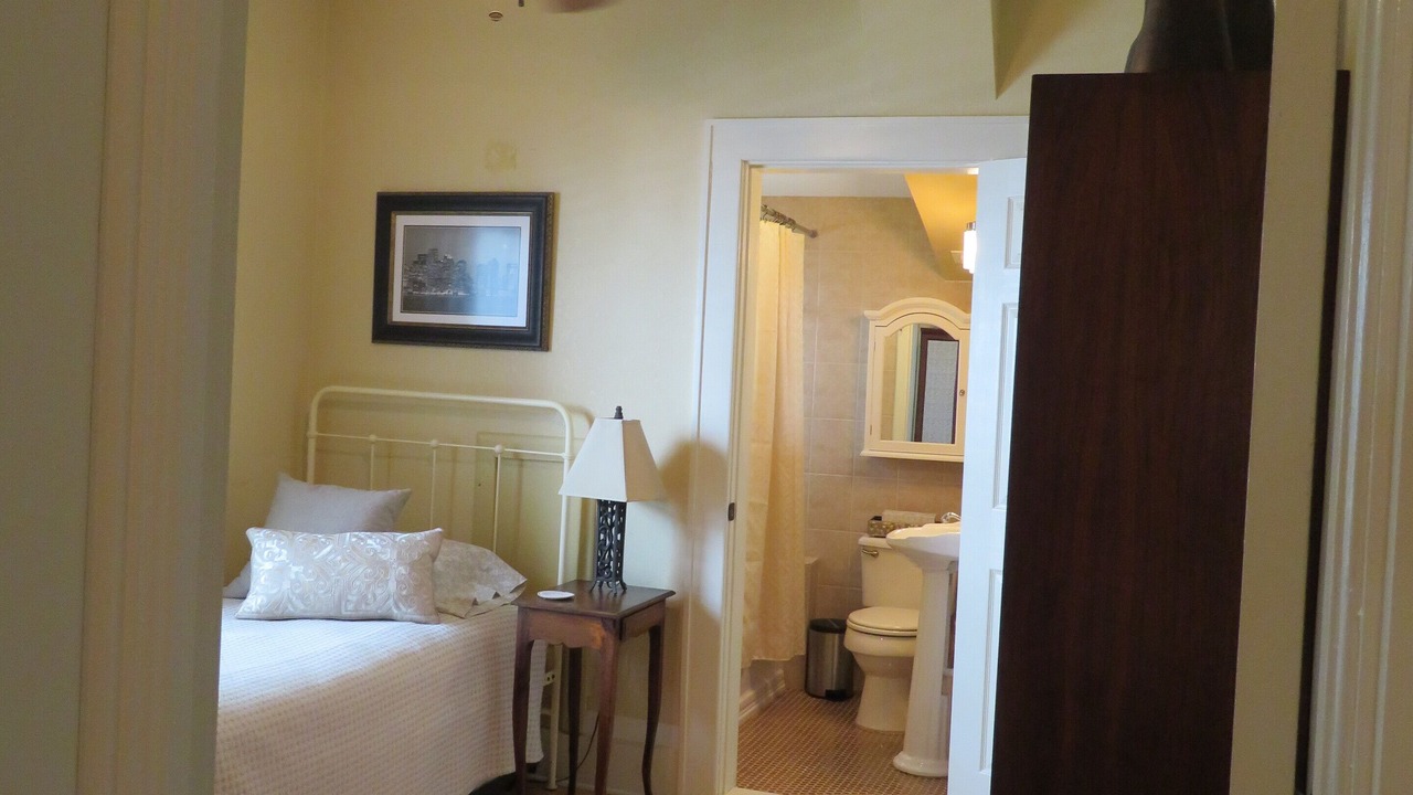 Photo of Bedroom in Historic Old Northeast