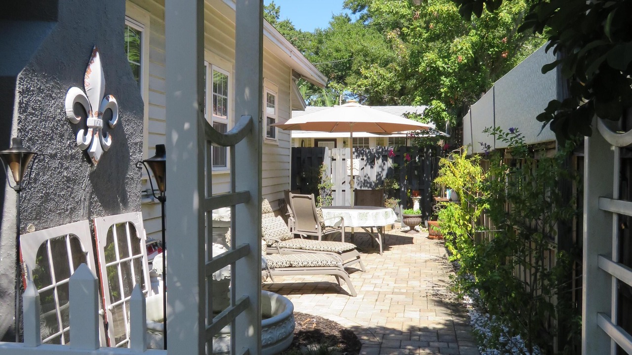 Photo of Patio Balcony in Historic Old Northeast