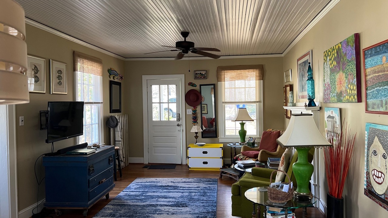 Photo of Livingroom in Winston - Salem