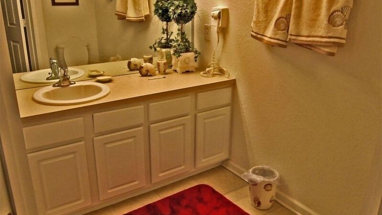 Photo of Bathroom in Windsor Hills