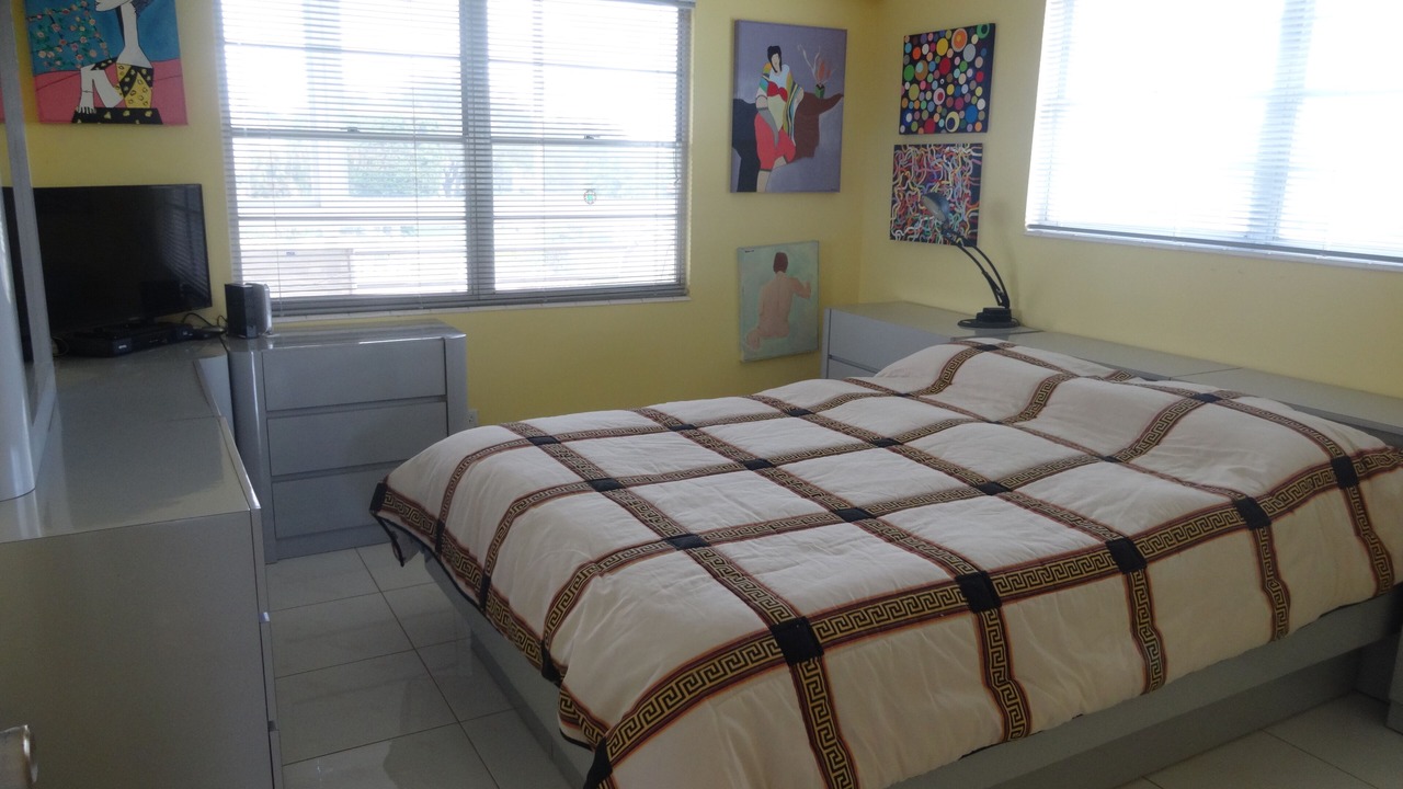 Photo of Bedroom in Hamptons at Boca Raton