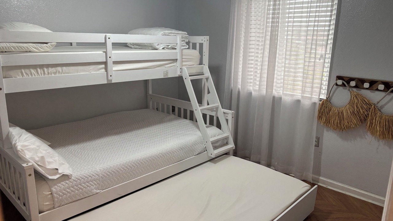 Photo of Bedroom in Homestead