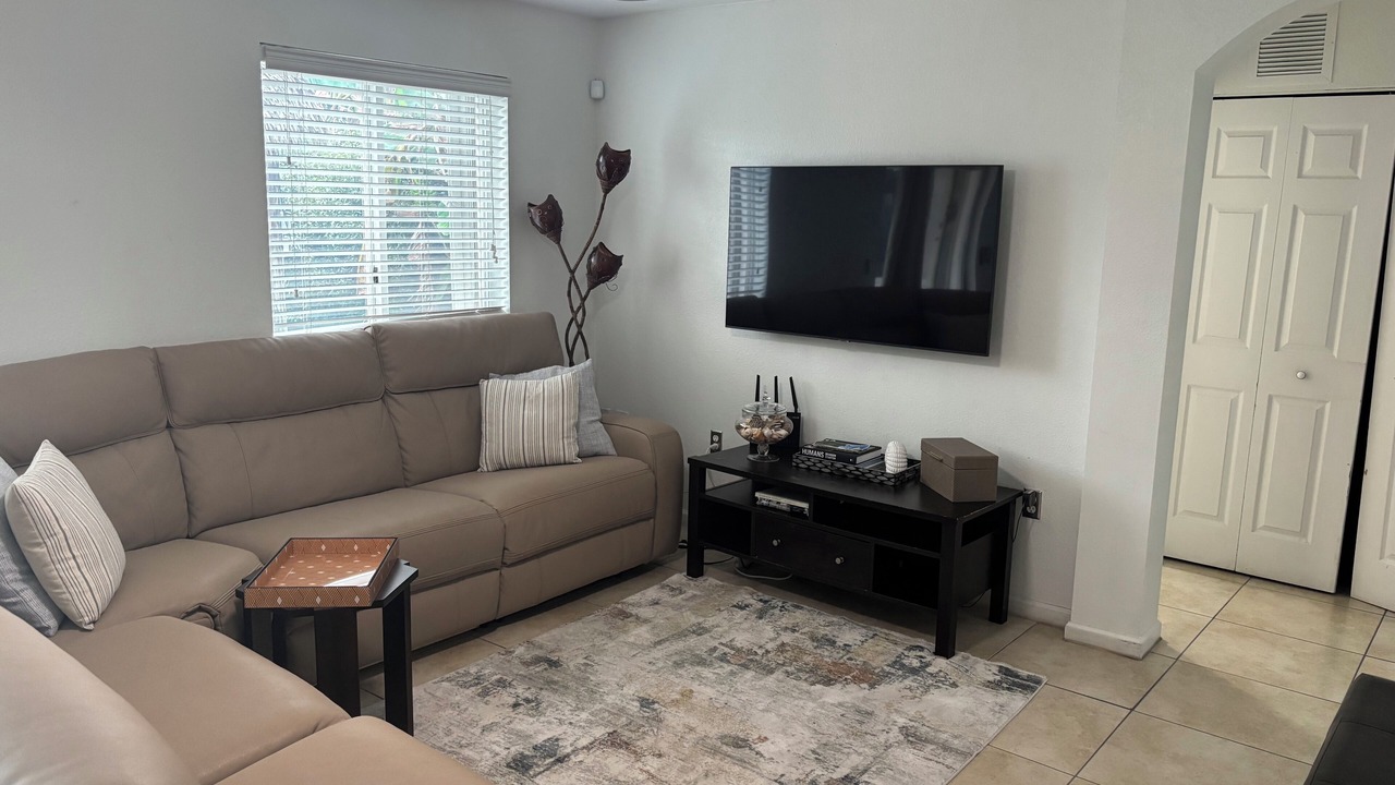 Photo of Bedroom in Homestead
