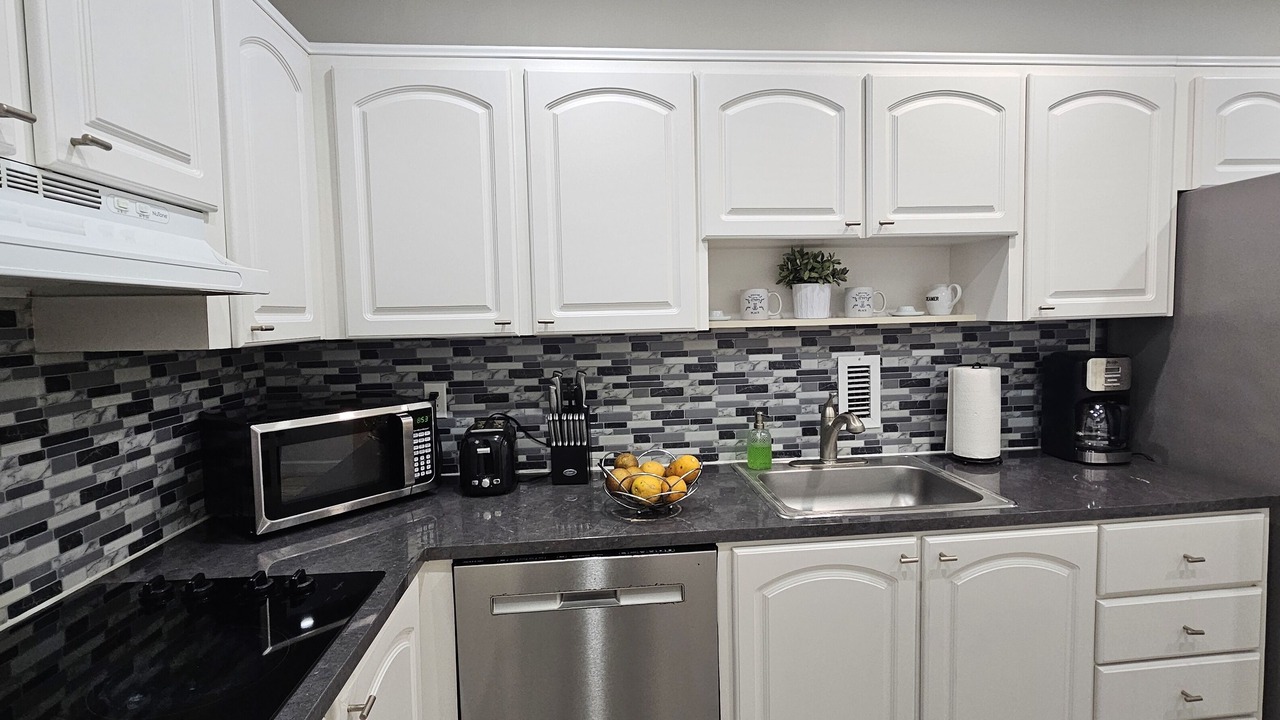 Photo of Kitchen in Hollywood South Central Beach