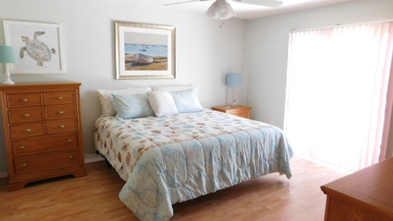 Photo of Bedroom in Glenbrook