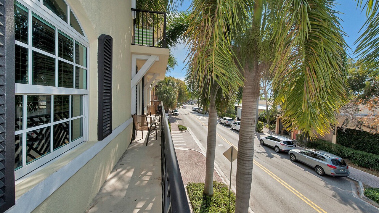 Photo of Patio Balcony in Pineapple Grove Arts District