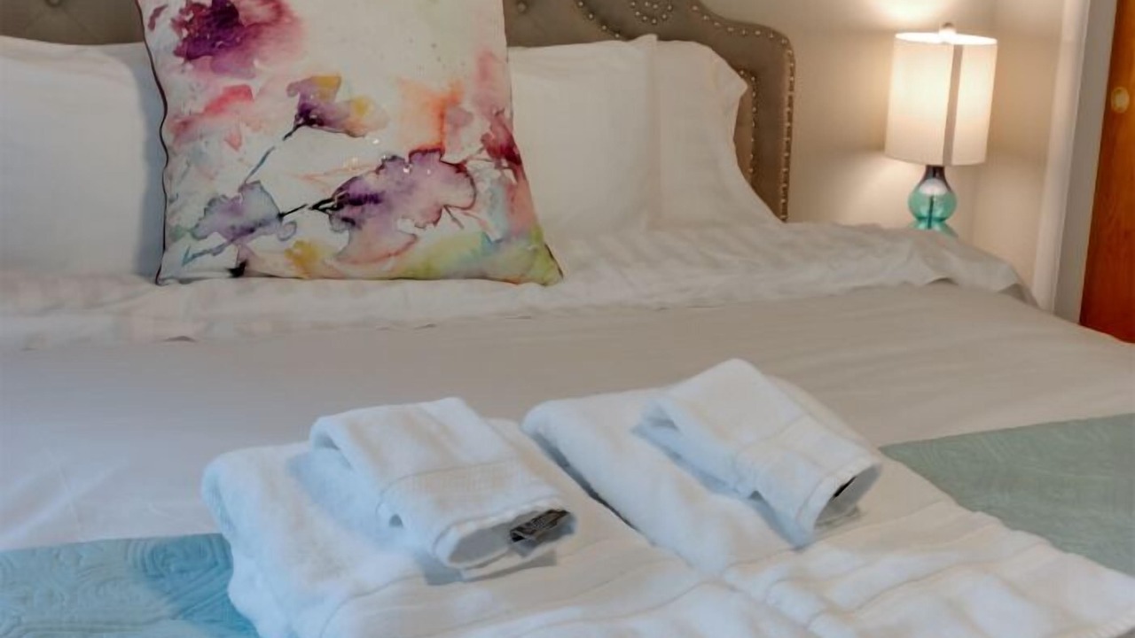 Photo of Bedroom in Historic Downtown Melbourne