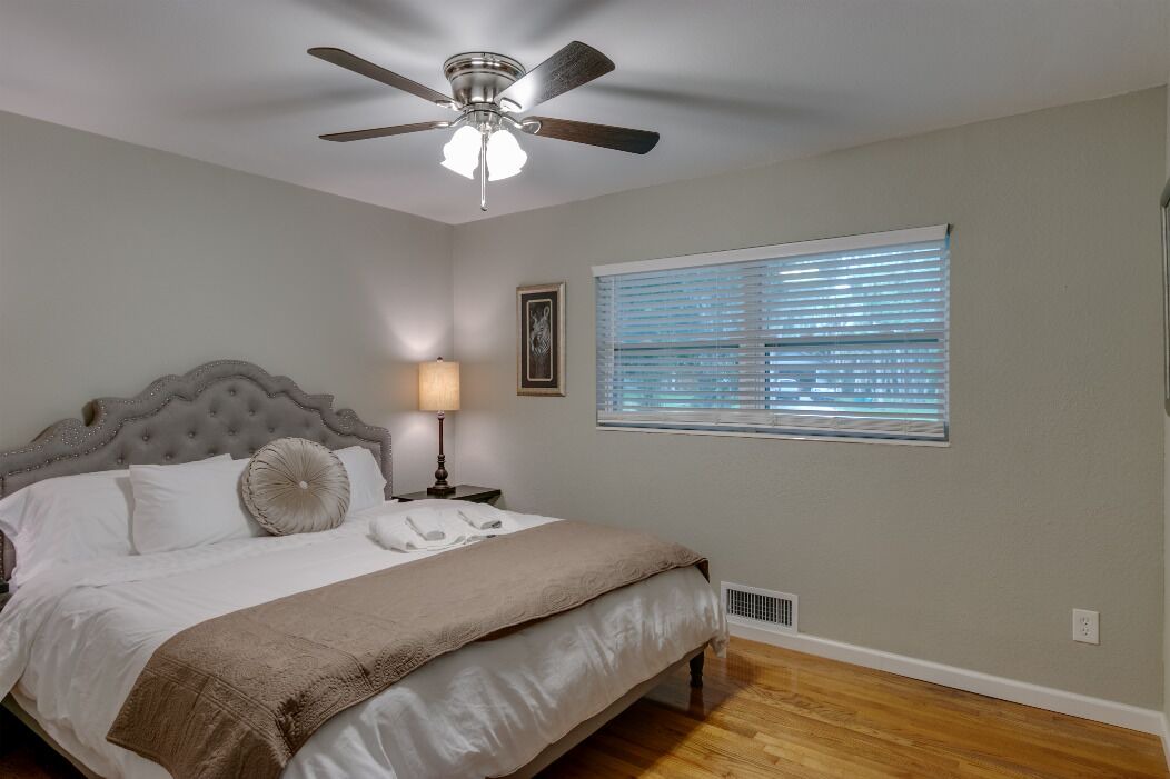 Photo of Bedroom in Historic Downtown Melbourne