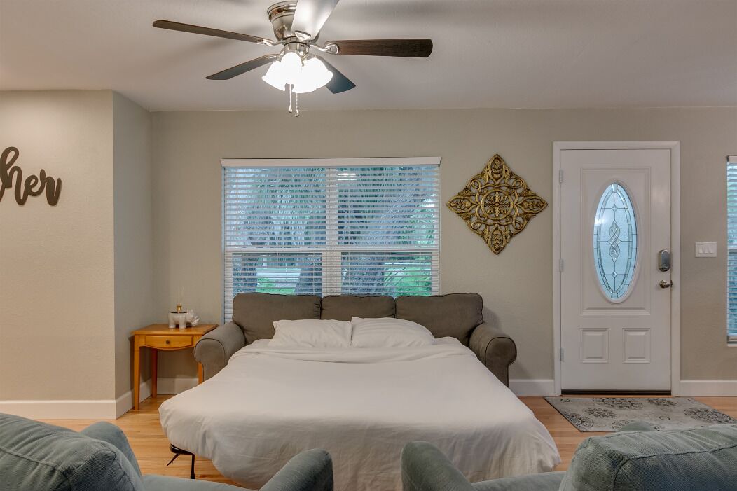 Photo of Bedroom in Historic Downtown Melbourne