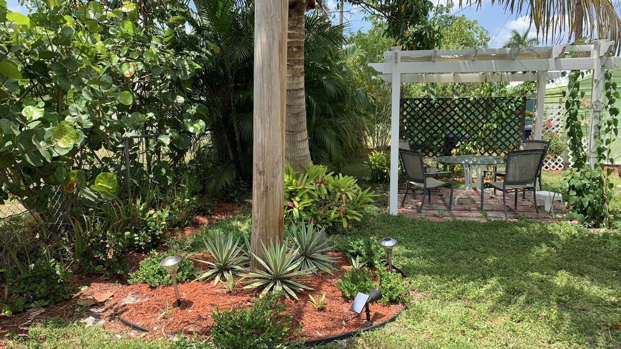 Photo of Others in Pine Island Center