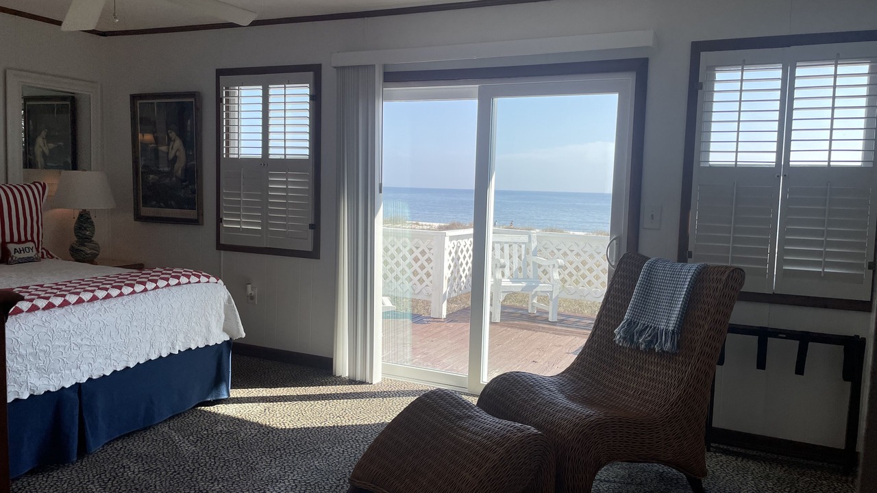 Photo of Bedroom in Alligator Point