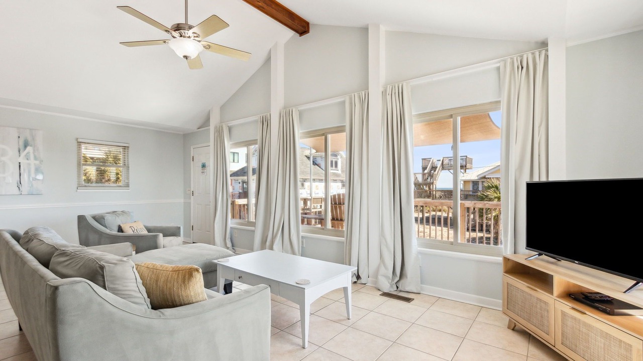 Photo of Livingroom in Fernandina Beach