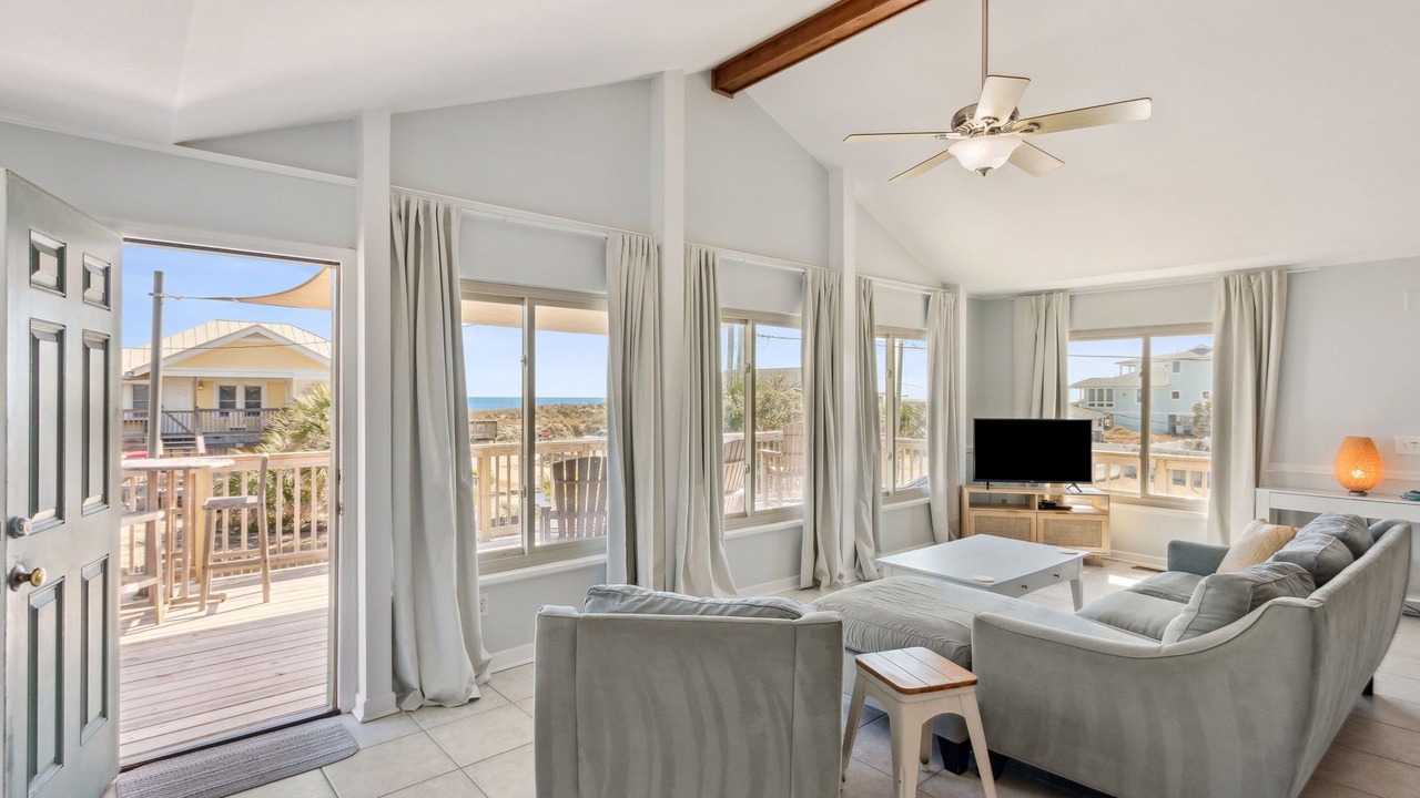 Photo of Livingroom in Fernandina Beach