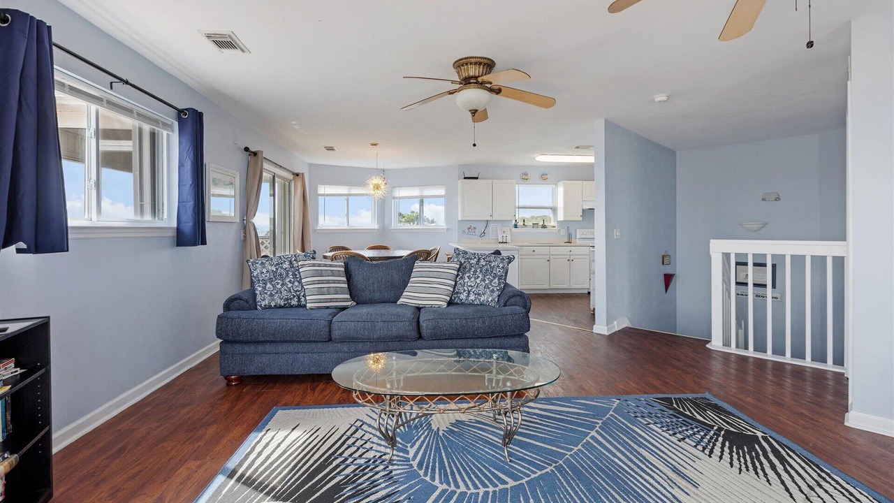 Photo of Livingroom in Alligator Point