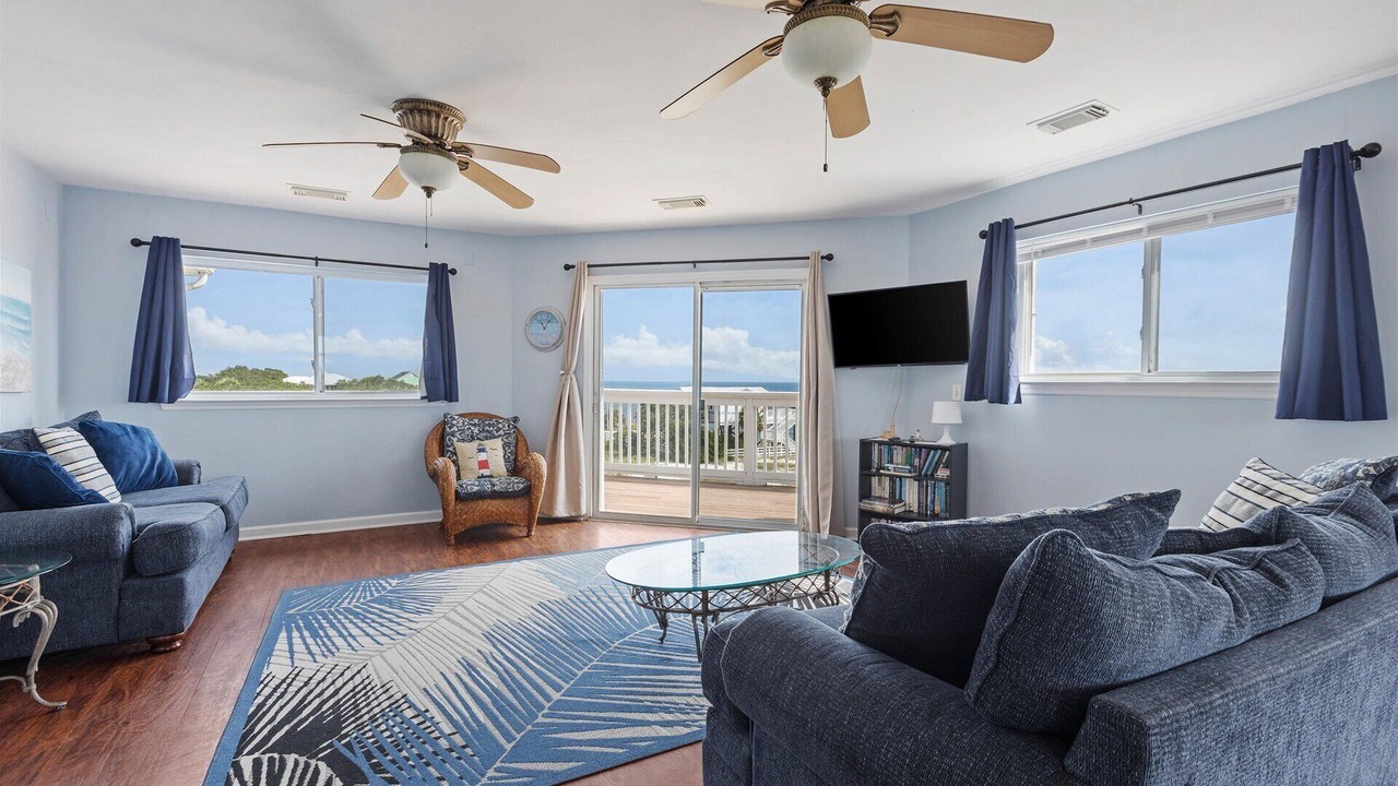 Photo of Livingroom in Alligator Point