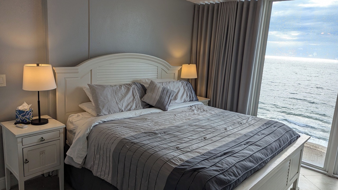 Photo of Bedroom in Galt Mile