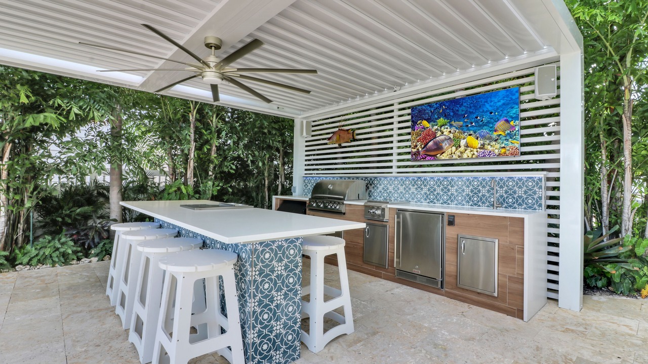 Photo of Outdoor in Venetian Shores