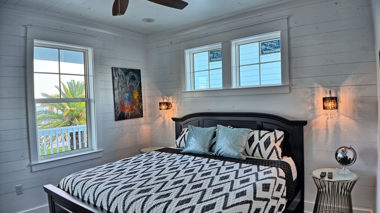 Photo of Patio Balcony in Crystal Shores