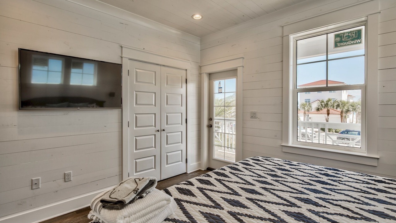 Photo of Patio Balcony in Crystal Shores