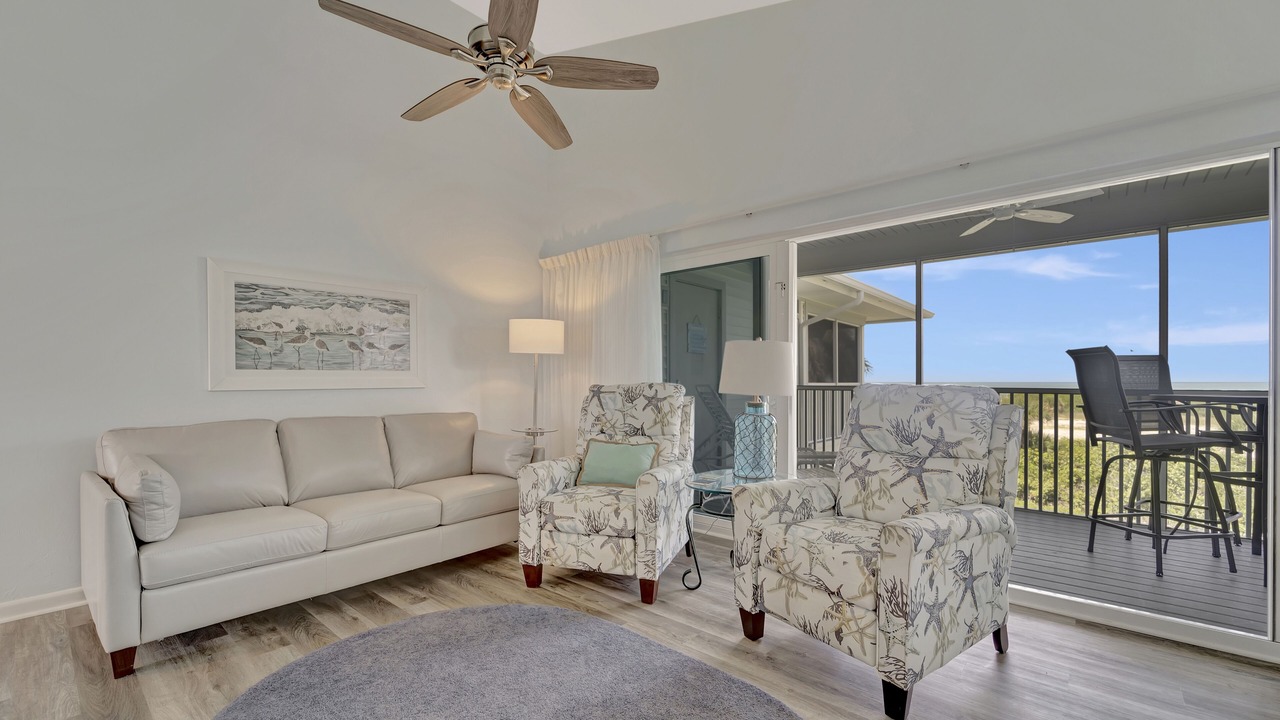 Photo of Livingroom in Palm Island