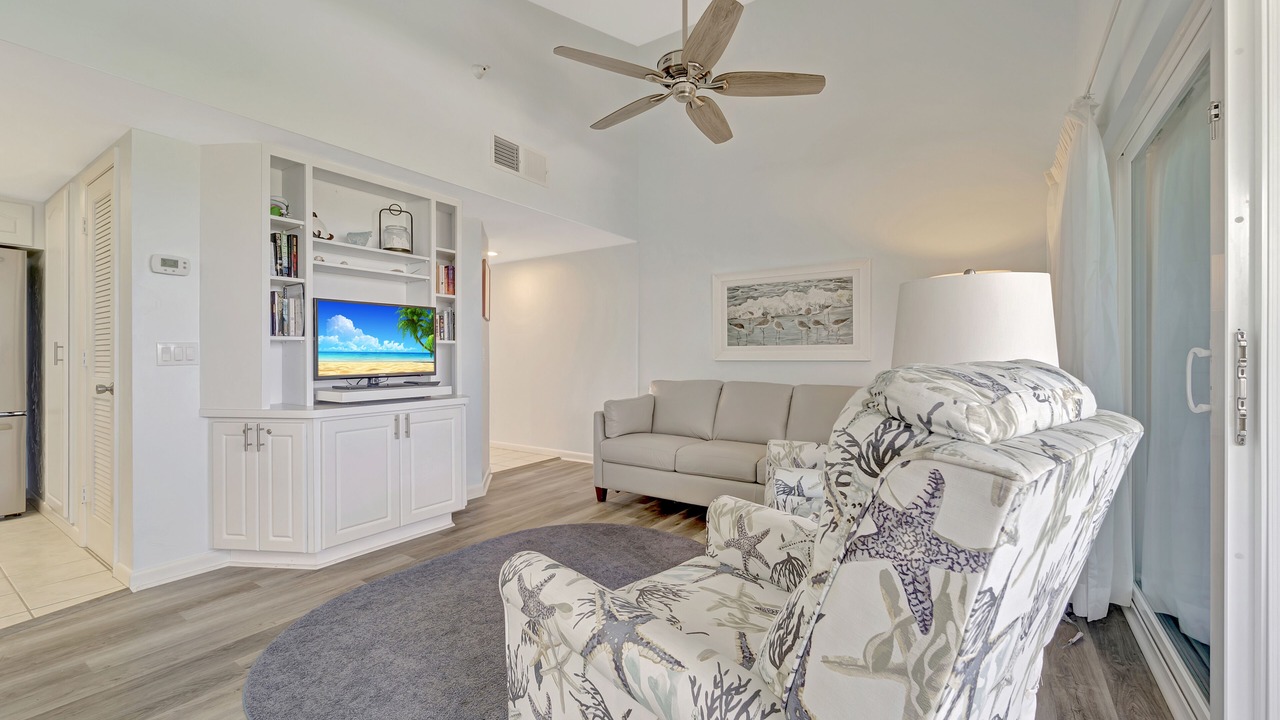 Photo of Livingroom in Palm Island