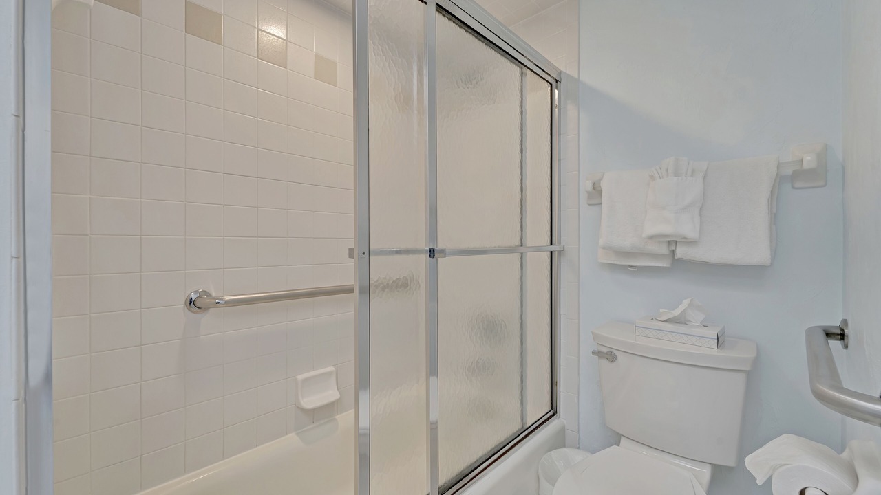 Photo of Bathroom in Palm Island
