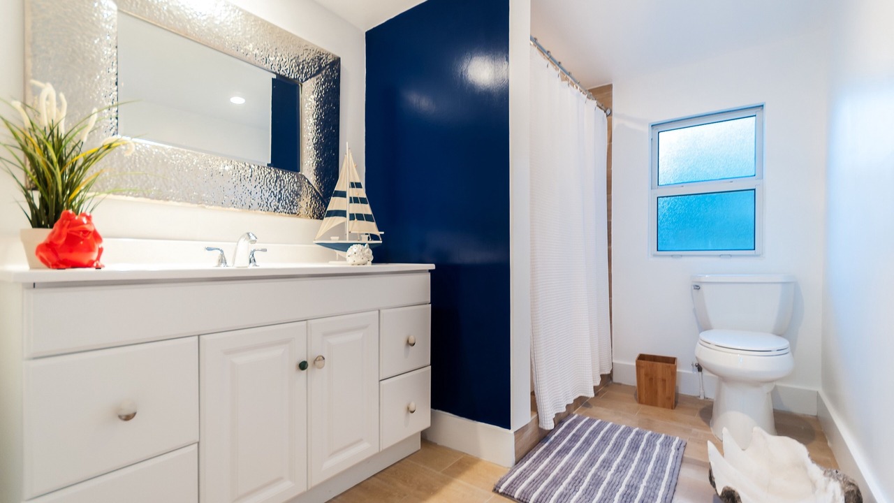 Photo of Bathroom in Tavernier