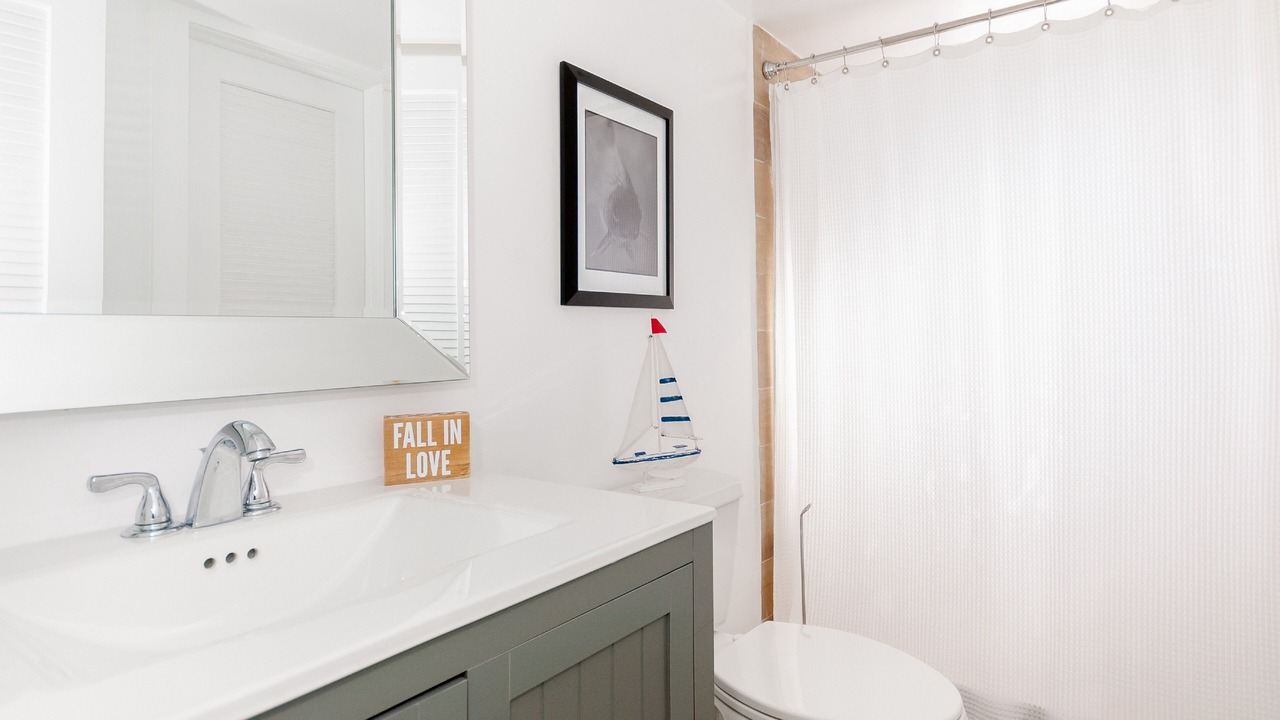 Photo of Bathroom in Tavernier