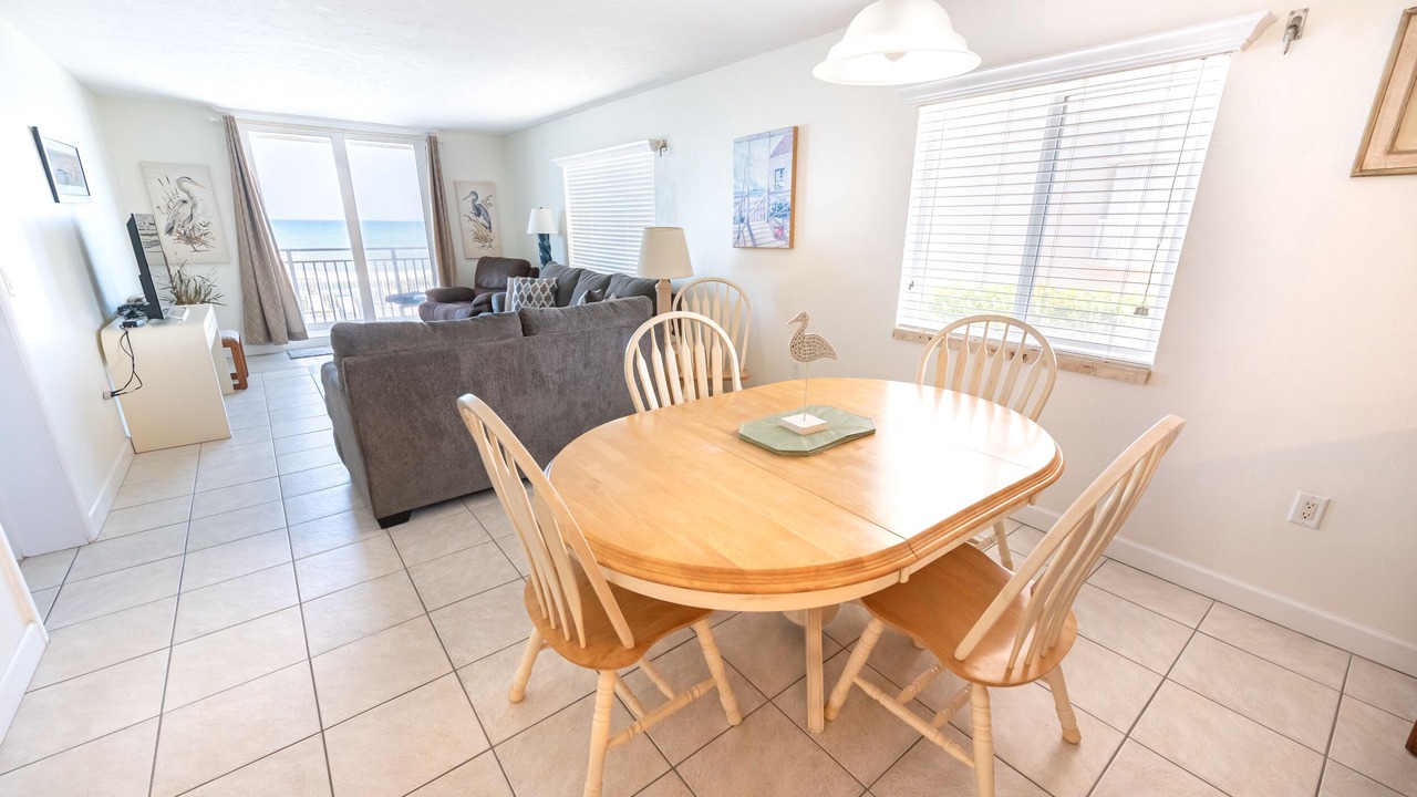 Photo of Livingroom in Indian Harbour Beach