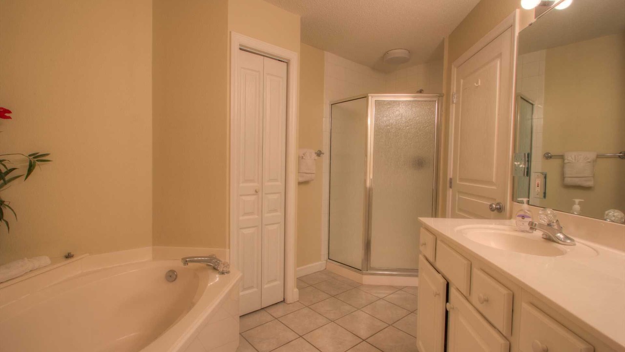 Photo of Others in Avalon Beach Estates