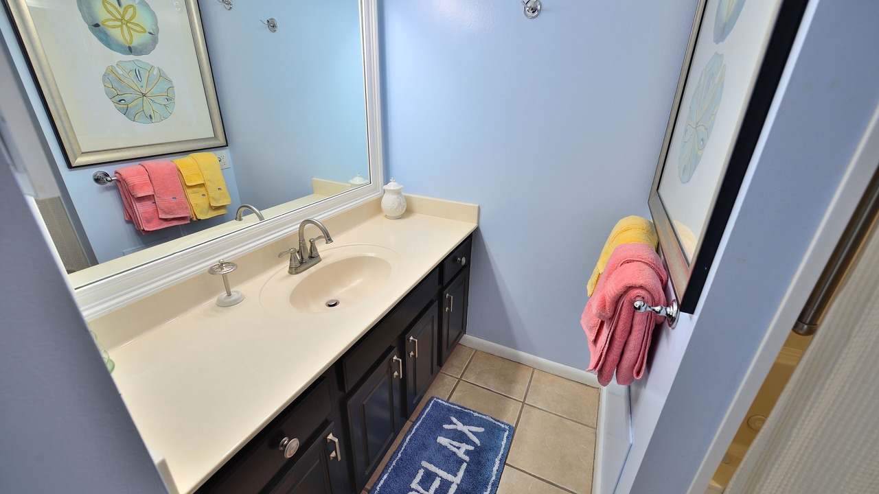 Photo of Bathroom in Holiday Isle
