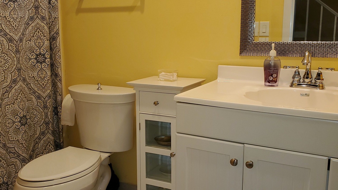 Photo of Bathroom in Islamorada