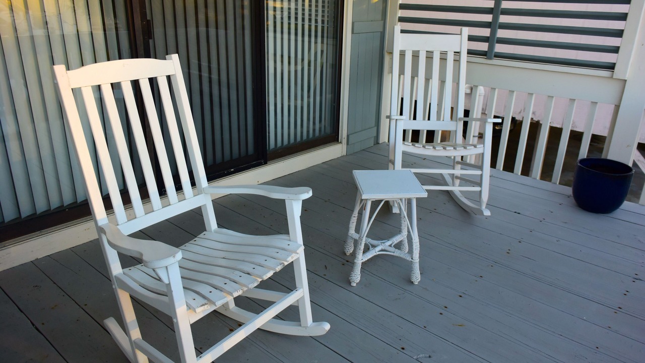 Photo of Patio Balcony in Sunset Beach