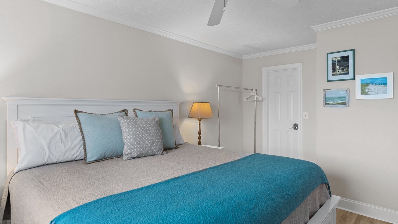 Photo of Bedroom in Wilmington Beach