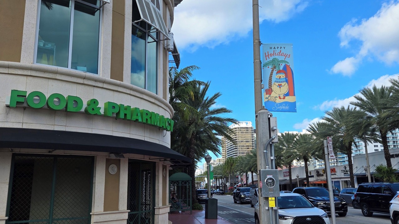 Photo of Others in Surfside