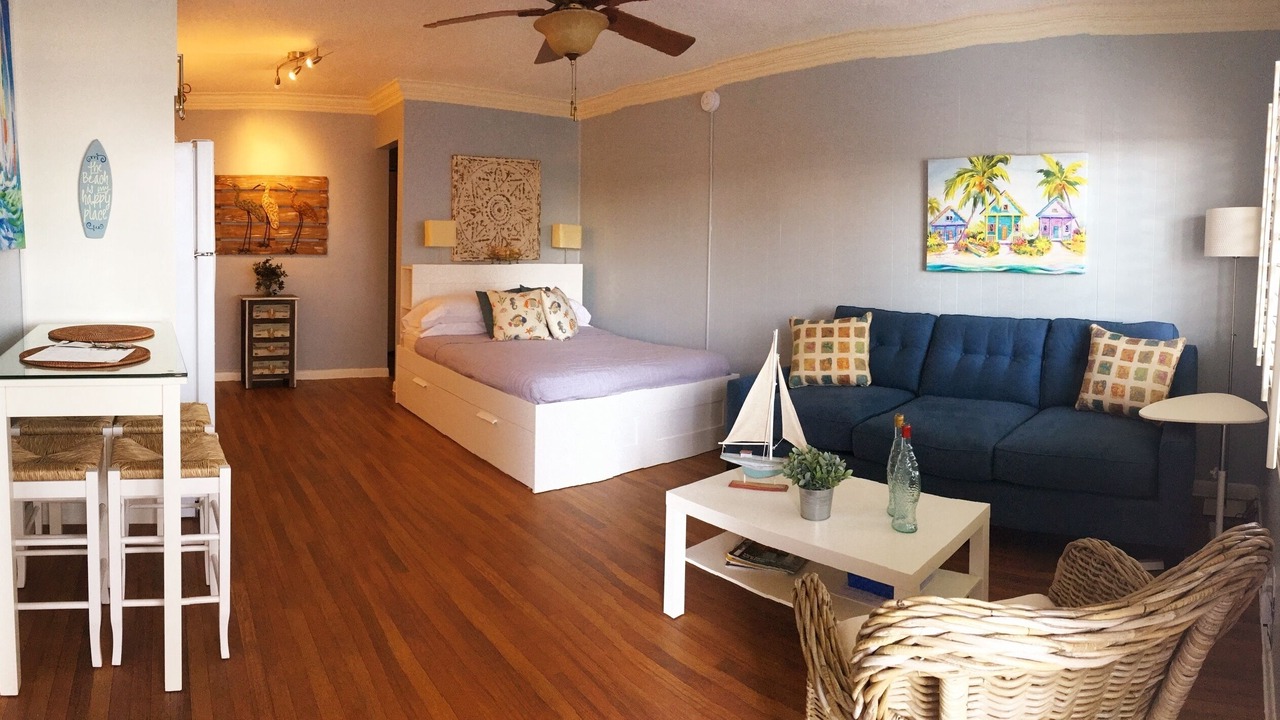 Photo of Livingroom in Lauderdale-by-the-Sea