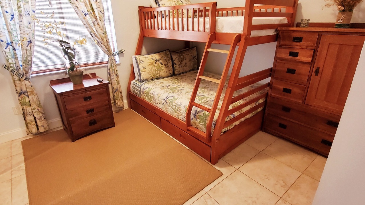 Photo of Bedroom in Marathon