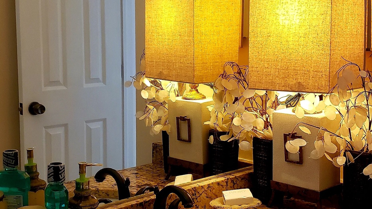 Photo of Bathroom in Golden Gate