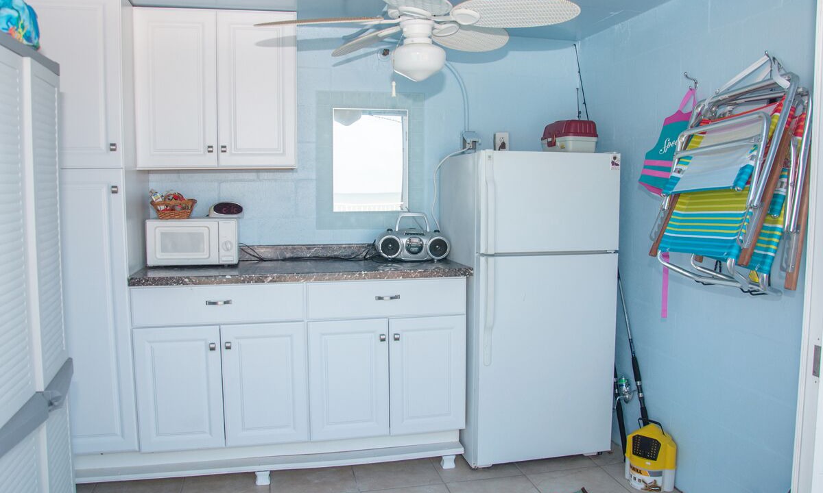 Photo of Kitchen in Redington Beach