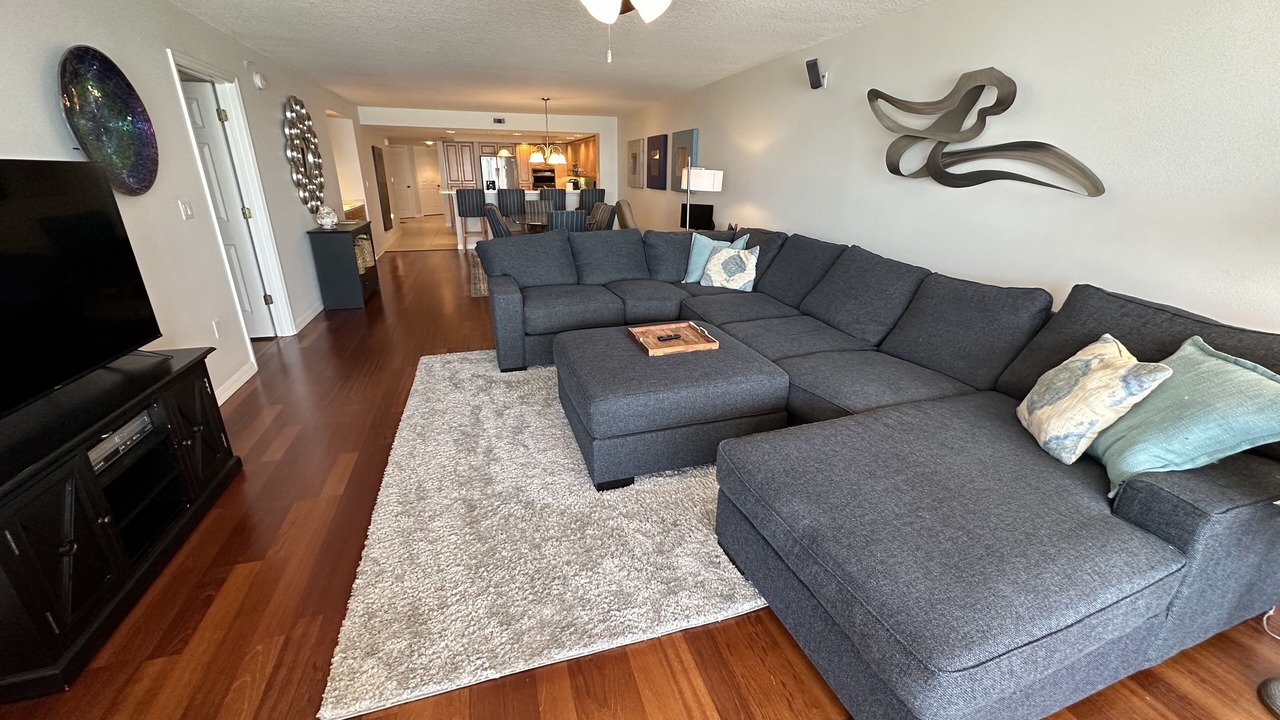 Photo of Livingroom in Redington Beach