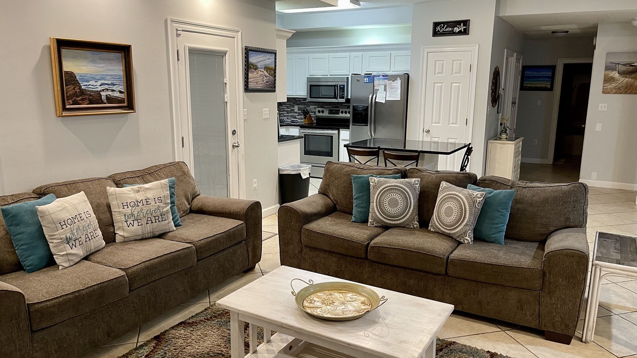 Photo of Livingroom in Crystal Shores