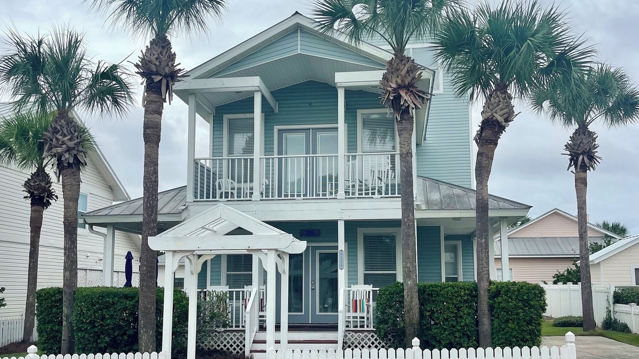 Photo of Outdoor in Crystal Shores