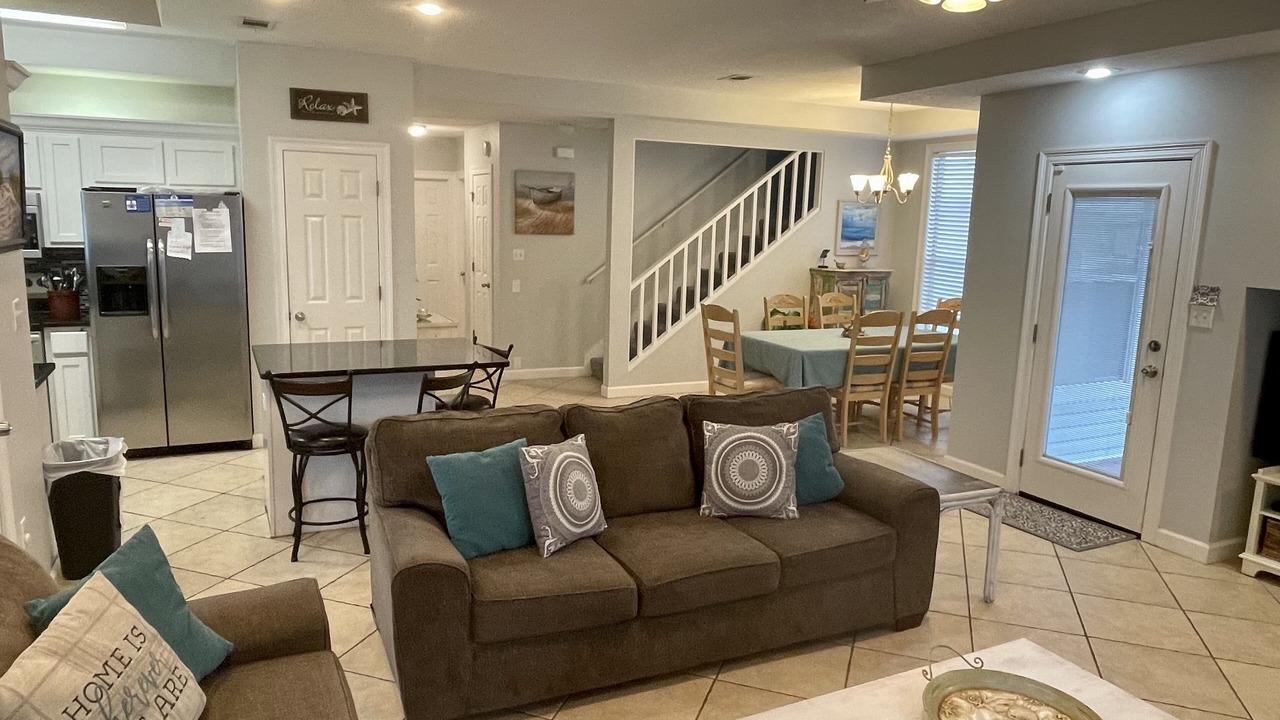 Photo of Livingroom in Crystal Shores