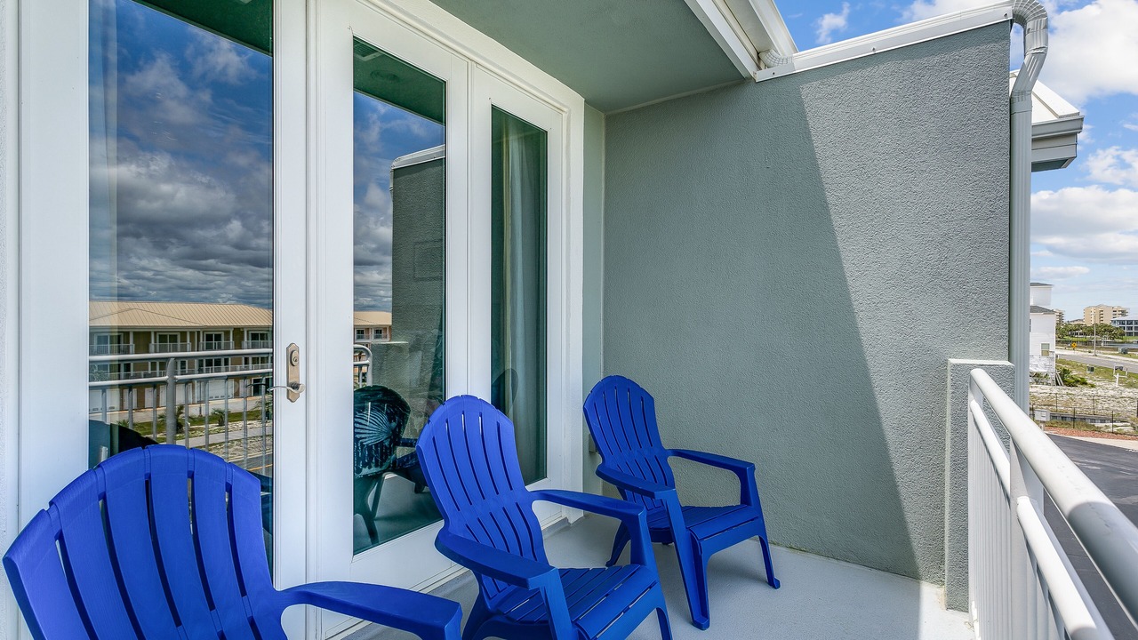 Photo of Patio Balcony in White Sands