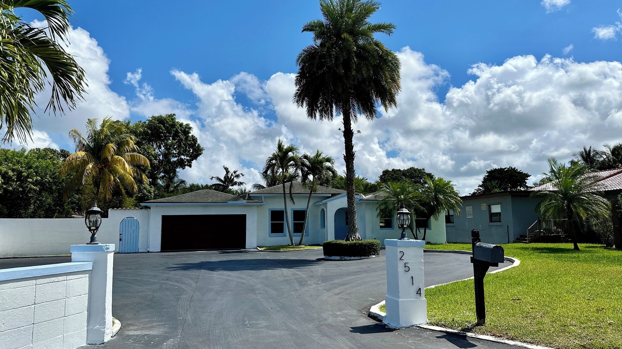 Photo of Outdoor in Highland Garden