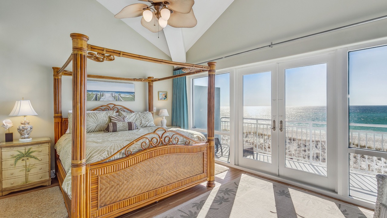 Photo of Patio Balcony in White Sands First
