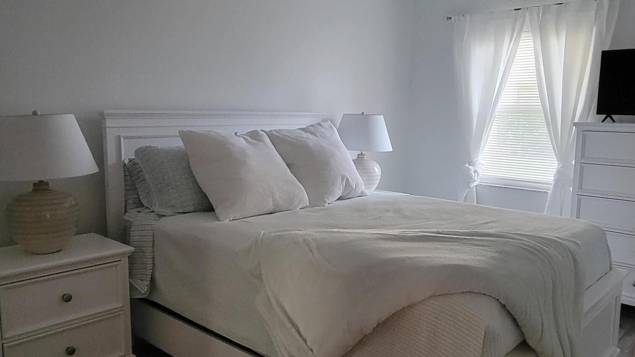 Photo of Bedroom in Avon By The Sea